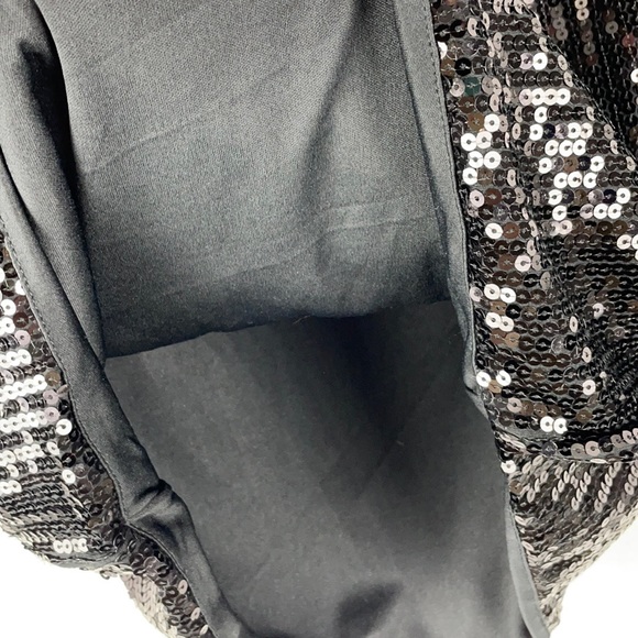 XHILARATION | 🖤 Black Sparkly Sequined Stretchy Mini Skirt - Picture 5 of 6